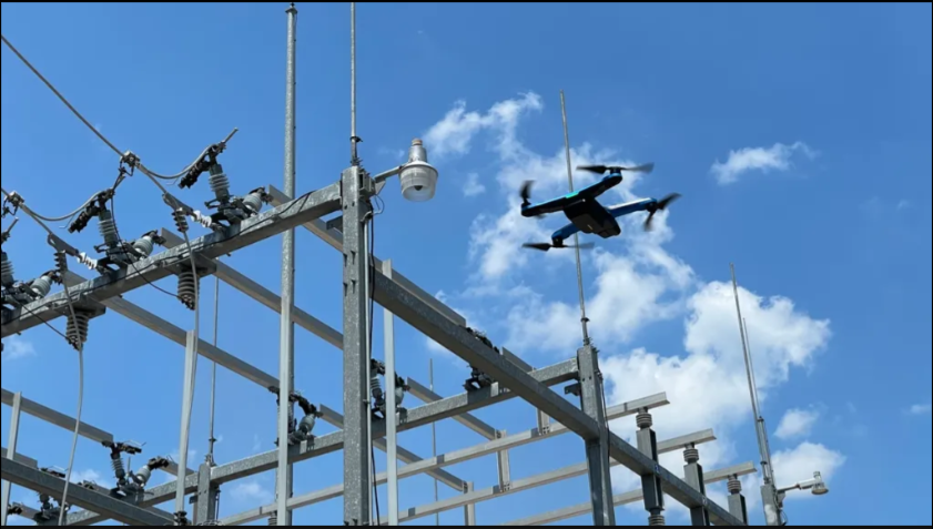 Pictured+is+a+drone+being+used+to+inspect+commercial+power+lines.+Mitchell+Aviation+program+students+have+the+opportunity+to+earn+an+FAA+Commercial+UAS+Pilot+License+opening+doors+to+high-paying+jobs+in+several+industries.++